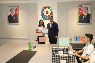 Yevlaxda bu il yüksək balla ali məktəblərə qəbul olunan məzunlarla görüş keçirilib