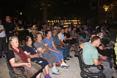 Sakinlərimiz açıq havada “Görüş” filmini izlədilər