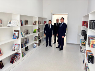 Yevlax Şəhər İcra Hakimiyyətinin Başçısı əsaslı yenidənqurma işlərindən sonra istifadəyə verilmiş Ağciyər Xəstəlikləri Mərkəzinin tabeliyində fəaliyyət göstərən Yevlax Regional Xəstəxanası ilə tanış olub