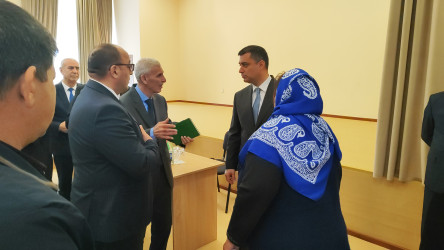 Yevlax Şəhər İcra Hakimiyyətinin Başçısı tərəfindən Xanabad kənd sakinlərinin müraciətləri dinlənilib