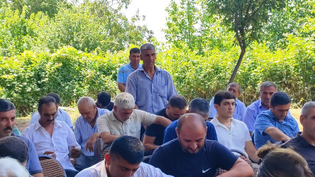 Qaramanlı kənd sakinlərinin müraciətləri dinlənildi