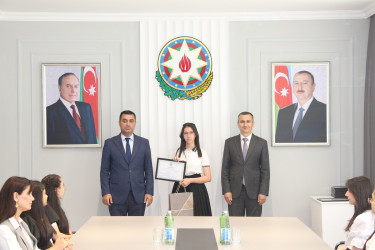 Yevlaxda ali təhsil müəssisələrinə 600-dən yüksək bal toplayaraq qəbul olan məzunlarla görüş keçirilmişdir