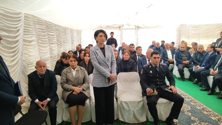 Yevlax Şəhər İcra Hakimiyyətinin Başçısı Ağqıraqlı kəndində növbəti səyyar qəbul keçirmişdir