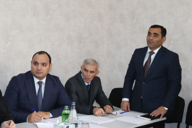 Azərbaycan Dövlət Su Ehtiyatları Agentliyinin sədri Yevlaxda vətəndaşlarla görüşmüşdür