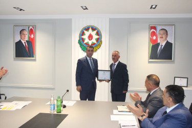 Yevlax Şəhər İcra Hakimiyyətində 2025-ci ildə rayonda yaş barama istehsalının yekunlarına həsr olunmuş görüş keçirilmişdir