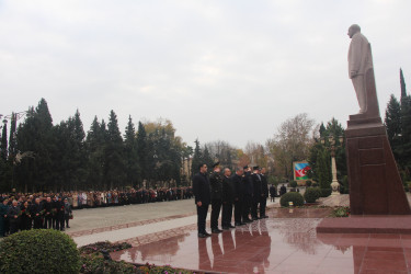 Yevlaxda Ulu Öndər Heydər Əliyevin anım mərasimi keçirilib