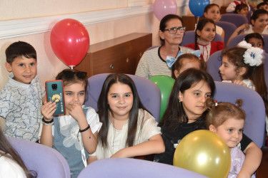 Yevlaxda 1 İyun- Uşaqların Beynəlxalq Müdafiəsi Günü münasibətilə silsilə tədbirlər davam etdirilib