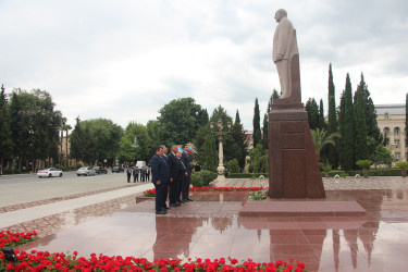 Yevlaxda 23 İyun- Dövlət Qulluqçularının peşə bayramı günü qeyd olunmuşdur