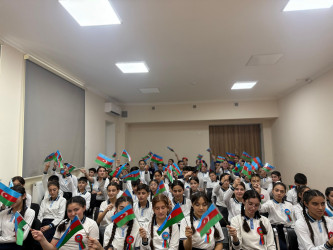 Yevlaxda 9 Noyabr-Azərbaycan Dövlət Bayrağı Günü münasibətilə tədbir keçirilmişdir