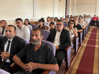 Yevlaxda 27 Sentyabr-Anım Gününə həsr olunmuş “Zəfərə gedən yolun qəhrəmanları” adlı ədəbi-bədii kompozisiya nümayiş etdirilib