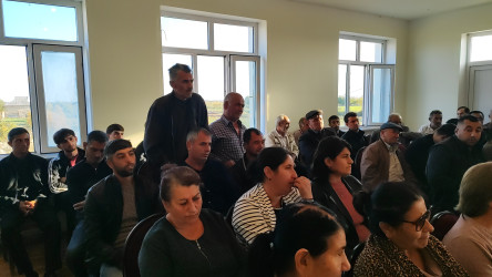 Şəhər İcra Hakimiyyəti Başçısının növbəti səyyar qəbulu Əcəmi kəndində keçirildi