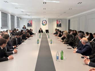 Yevlaxda “İnformasiya əldə etmək hüququnun müdafiəsi” mövzusunda maarifləndirmə tədbiri keçirilib