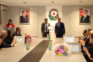 Yevlaxda 23 İyun-Dövlət Qulluqçularının Peşə Bayramı günü münasibətilə tədbir keçirilib