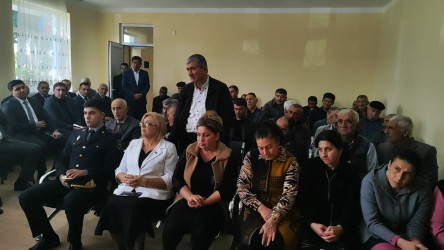 Yevlax Şəhər İcra Hakimiyyətinin Başçısı tərəfindən Qaraoğlan kəndində səyyar qəbul keçirilmişdir