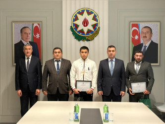 İcra Hakimiyyətinin Başçısı idmanın sərbəst güləş növü üzrə Azərbaycan çempionu olan yevlaxlı idmançı ilə görüşüb