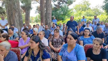 Qaramanlı kənd sakinlərinin müraciətləri dinlənildi