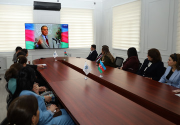 Yevlaxda 18 Oktyabr-Müstəqilliyin Bərpası Gününə həsr olunan dəyirmi masa keçirilmişdir