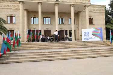 Yevlaxda 28 May-Müstəqillik Günü münasibətilə konsert proqramı təşkil olunmuşdur