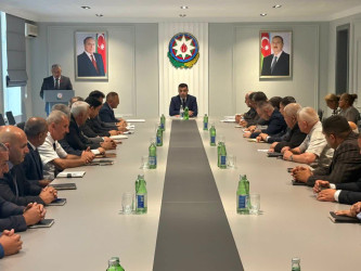 Yevlax Şəhər İcra Hakimiyyətində Dövlət Proqramından irəli gələn vəzifələrin icrasına həsr olunmuş iclas keçirilib
