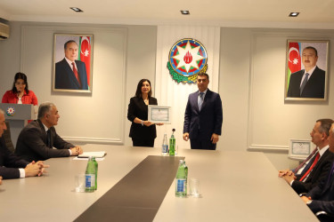 Yevlaxda 23 İyun-Dövlət Qulluqçularının Peşə Bayramı günü münasibətilə tədbir keçirilib