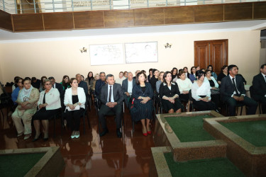 Yevlaxda Ulu Öndər Heydər Əliyevin anadan olmasının 101-ci ildönümünə həsr olunmuş "Dahi Şəxsiyyət" adlı tədbir keçirilmişdir