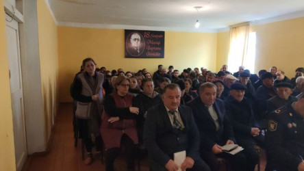 Aşağı Qarxun kənd sakinlərinin müraciətləri dinlənildi