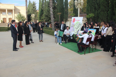 Yevlaxda 8 Noyabr-Zəfər Gününün beşinci ildönümünə həsr olunmuş rəsm və əl işlərindən ibarət sərgi keçirilmişdir