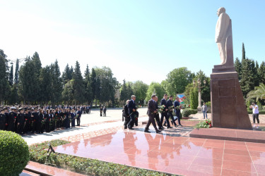 Yevlaxda Ümummilli Lider Heydər Əliyevin anadan olmasının 103-cü ildönümü qeyd olunub