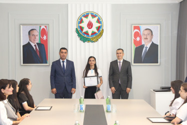 Yevlaxda ali təhsil müəssisələrinə 600-dən yüksək bal toplayaraq qəbul olan məzunlarla görüş keçirilmişdir