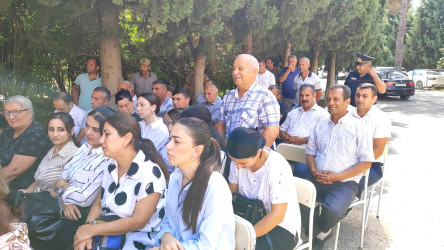 Hacımahmudlu kənd sakinlərinin müraciətləri dinlənilmişdir