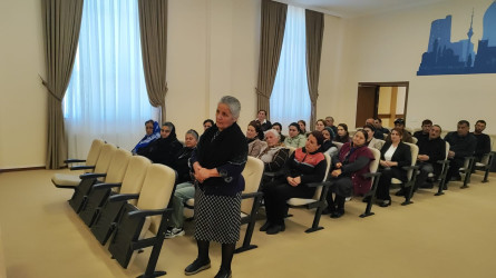 Yevlax Şəhər İcra Hakimiyyətinin Başçısı tərəfindən Xanabad kənd sakinlərinin müraciətləri dinlənilib