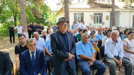 Vətəndaşlarla növbəti görüş rayonun Aşağı Salamabad kəndində keçirildi
