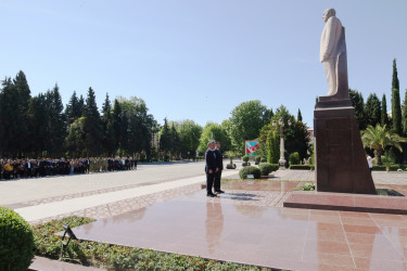 Yevlaxda Ümummilli Lider Heydər Əliyevin anadan olmasının 103-cü ildönümü qeyd olunub