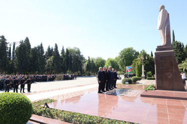 Yevlaxda Ümummilli Lider Heydər Əliyevin anadan olmasının 103-cü ildönümü qeyd olunub