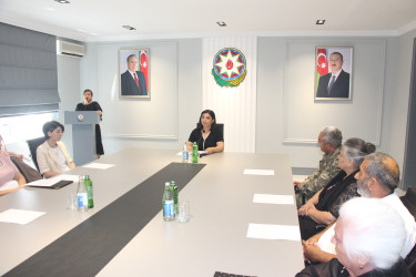 Yevlaxda “Konstitusiya və Suverenlik İli” çərçivəsində “Müzəffər Ali Baş Komandan Cənab İlham Əliyevin rəhbərliyi altında suverenliyini tam bərpa etmiş Azərbaycan” adlı tədbir keçirilmişdir