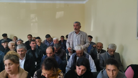 Yevlax Şəhər İcra Hakimiyyətinin Başçısı tərəfindən Qaraoğlan kəndində səyyar qəbul keçirilmişdir