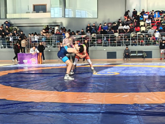 Yevlaxda yeniyetmə və azyaşlı idmançılar arasında arasında sərbəst güləş və yunan-roma güləş növü üzrə rayon açıq birinciliyi keçirilmişdir