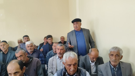 Yevlax Şəhər İcra Hakimiyyətinin Başçısı tərəfindən Qaraoğlan kəndində səyyar qəbul keçirilmişdir