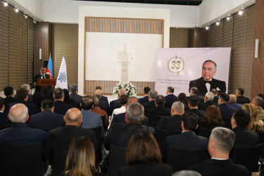 Yevlaxda Yeni Azərbaycan Partiyasının yaranmasının 33 illiyi münasibətilə tədbir keçirilib