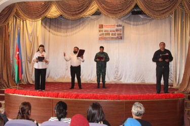 Yevlaxda 27 Sentyabr-Anım Gününə həsr olunmuş “Vətən sağ olsun” adlı ədəbi-bədii kompozisiya nümayiş etdirilmişdir