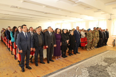 Yevlaxda “Ulu Öndər Heydər Əliyev və Azərbaycan təhsili” adlı tədbir keçirilib