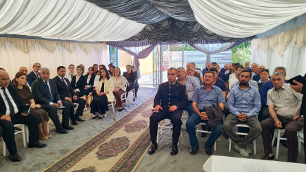 Yevlax Şəhər İcra Hakimiyyəti Başçısı rayonun Duzdağ qəsəbəsində səyyar qəbul keçirib