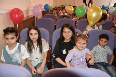 Yevlaxda 1 İyun- Uşaqların Beynəlxalq Müdafiəsi Günü münasibətilə silsilə tədbirlər davam etdirilib
