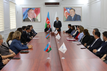 Yevlaxda “Heydər Əliyev ideyaları parlaq gələcəyimizin təminatçısıdır” mövzusunda tədbir keçirilib