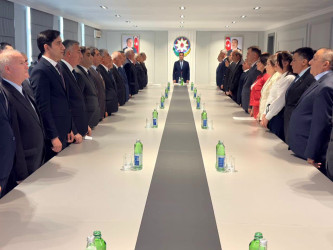Yevlaxda 23 İyun-Dövlət Qulluqçularının Peşə Bayramı günü münasibətilə tədbir keçirilib