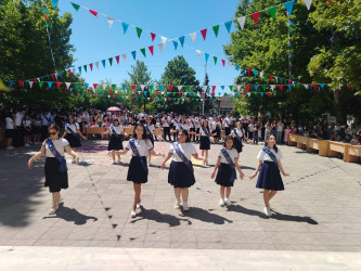 Yevlaxda Son zəng tədbirləri keçirilib