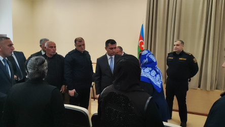 Yevlax Şəhər İcra Hakimiyyətinin Başçısı tərəfindən Xanabad kənd sakinlərinin müraciətləri dinlənilib