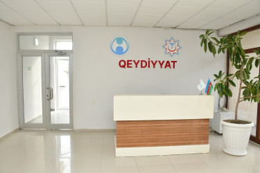 Ağciyər Xəstəlikləri Mərkəzinin tabeliyində fəaliyyət göstərən Yevlax Regional Xəstəxanasının binası əsaslı yenidənqurma işlərindən sonra vətəndaşların istifadəsinə verilib