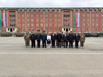 Yevlax Şəhər İcra Hakimiyyətinin Başçısı Novruz bayramı münasibətilə Dövlət Sərhəd Xidmətinin Yevlax rayonu ərazisində yerləşən “N” saylı hərbi hissəsində xidmət edən hərbçilərlə görüşüb