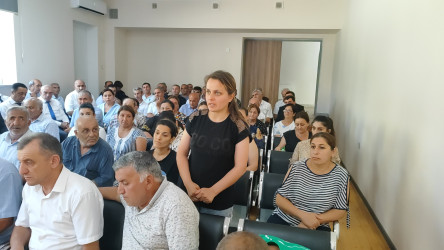 Yevlax Şəhər İcra Hakimiyyətinin Başçısı Xaldan kəndində səyyar vətəndaş qəbulu keçirib
